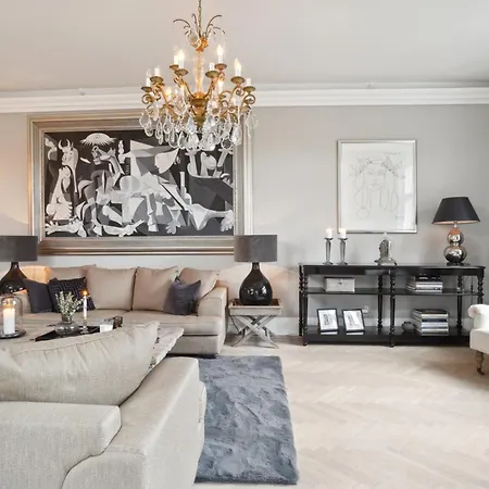 Luksurios 270 M2 - 4br Strandvilla Med Havudsigt *